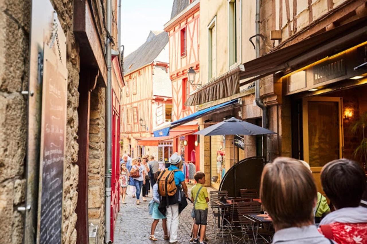 Studio Tout Confort Avec Vue Cathedrale A St Patern Vannes-Centre Apartment Bagian luar foto